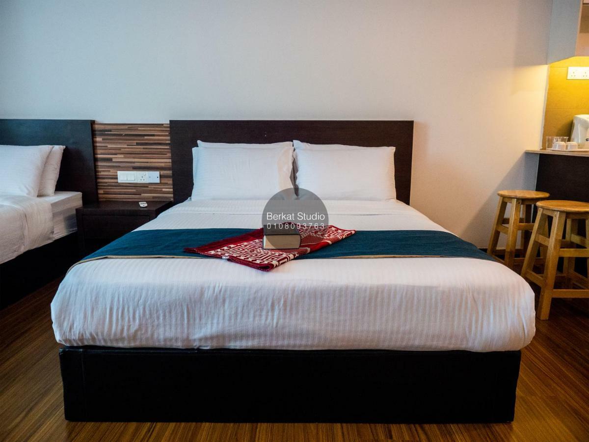 Berkat Studio Hotel โกตาบารู ภายนอก รูปภาพ