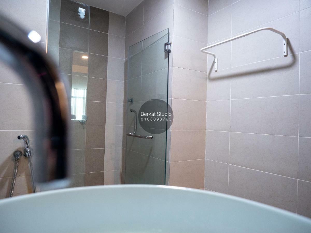 Berkat Studio Hotel โกตาบารู ภายนอก รูปภาพ